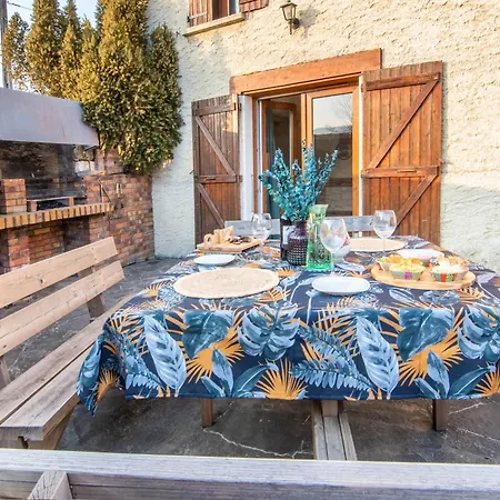 La Ferme Du Chateau Venon (Isere)